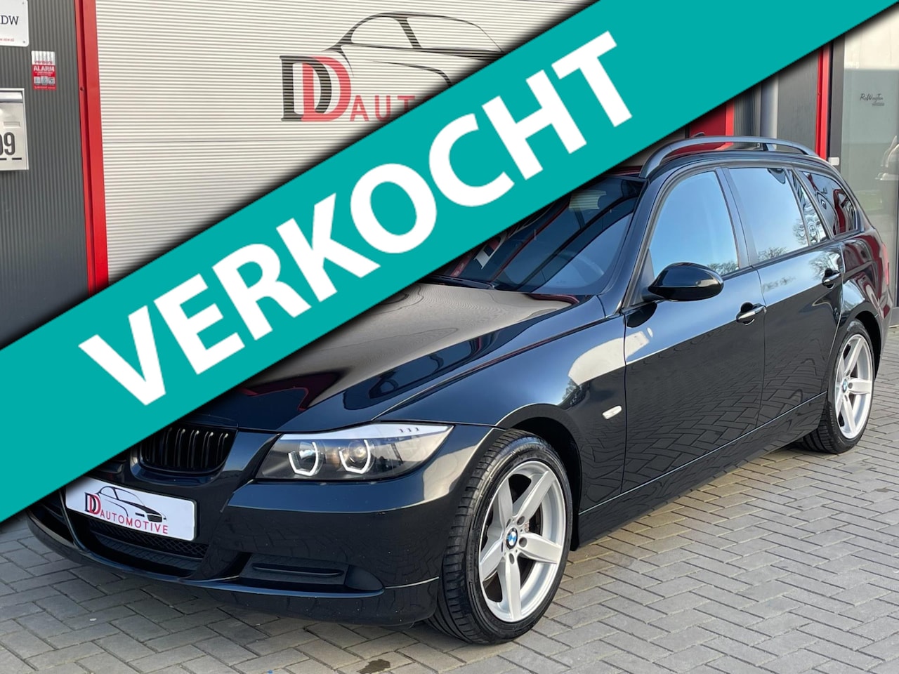 BMW 3-serie Touring - 318i High Executive NAVI/PDC/TREKHAAK/LEER/NAP/NWAPK - AutoWereld.nl