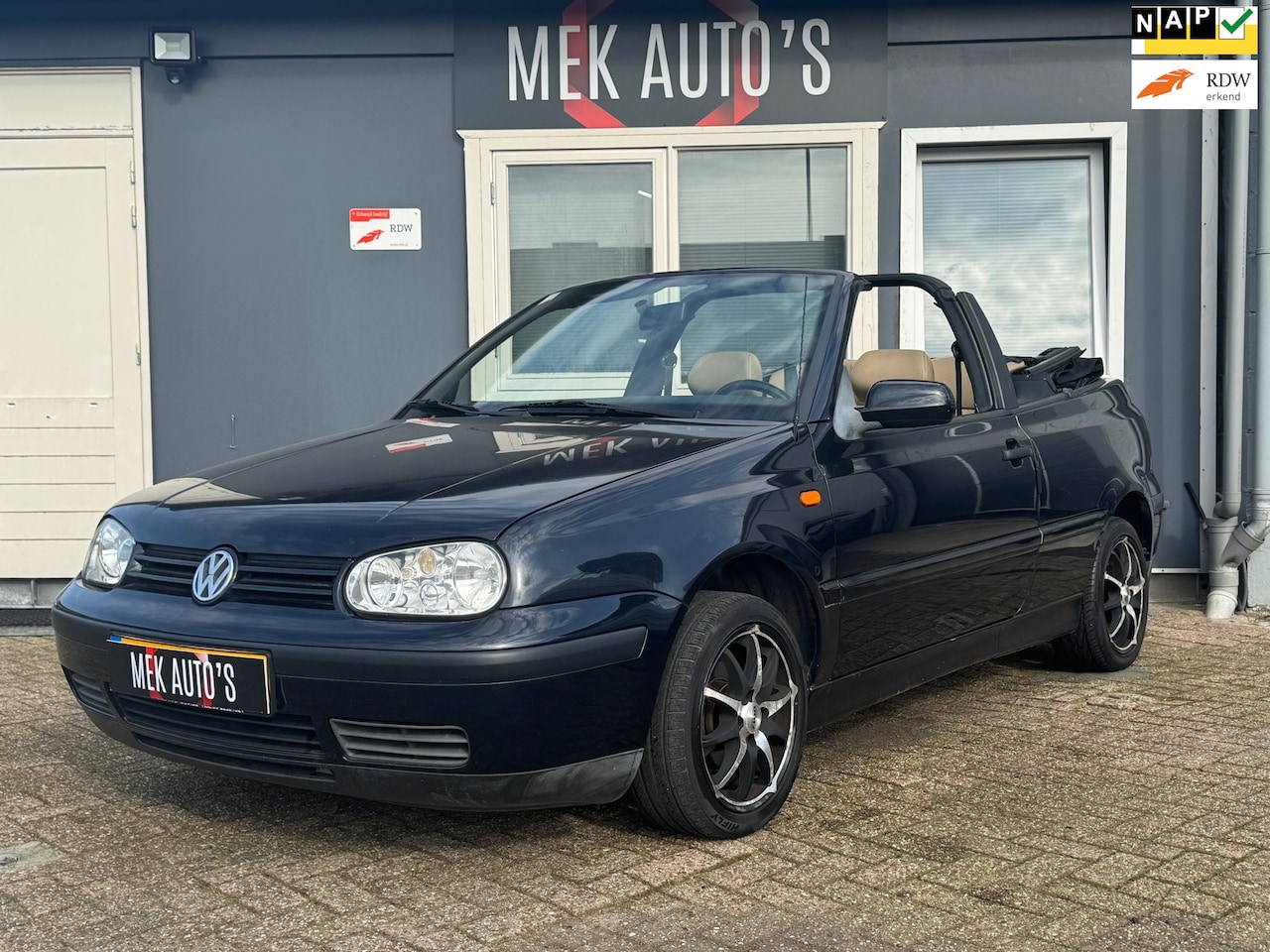 Volkswagen Golf Cabriolet - 1.8 Cabriolet| Nap|Leer|Lage Km|D-Riem Vv| - AutoWereld.nl