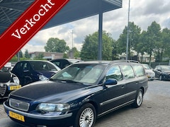 Volvo V70 - 2.4 D5 Comfort Line