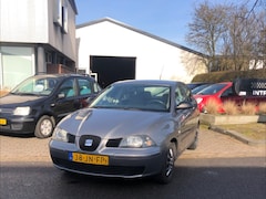 Seat Ibiza - 1.4-16V Stella 5 deurs Prima rijdende Ibiza met een nieuwe Apk bij aankoop. WIJ ZIJN VERHU