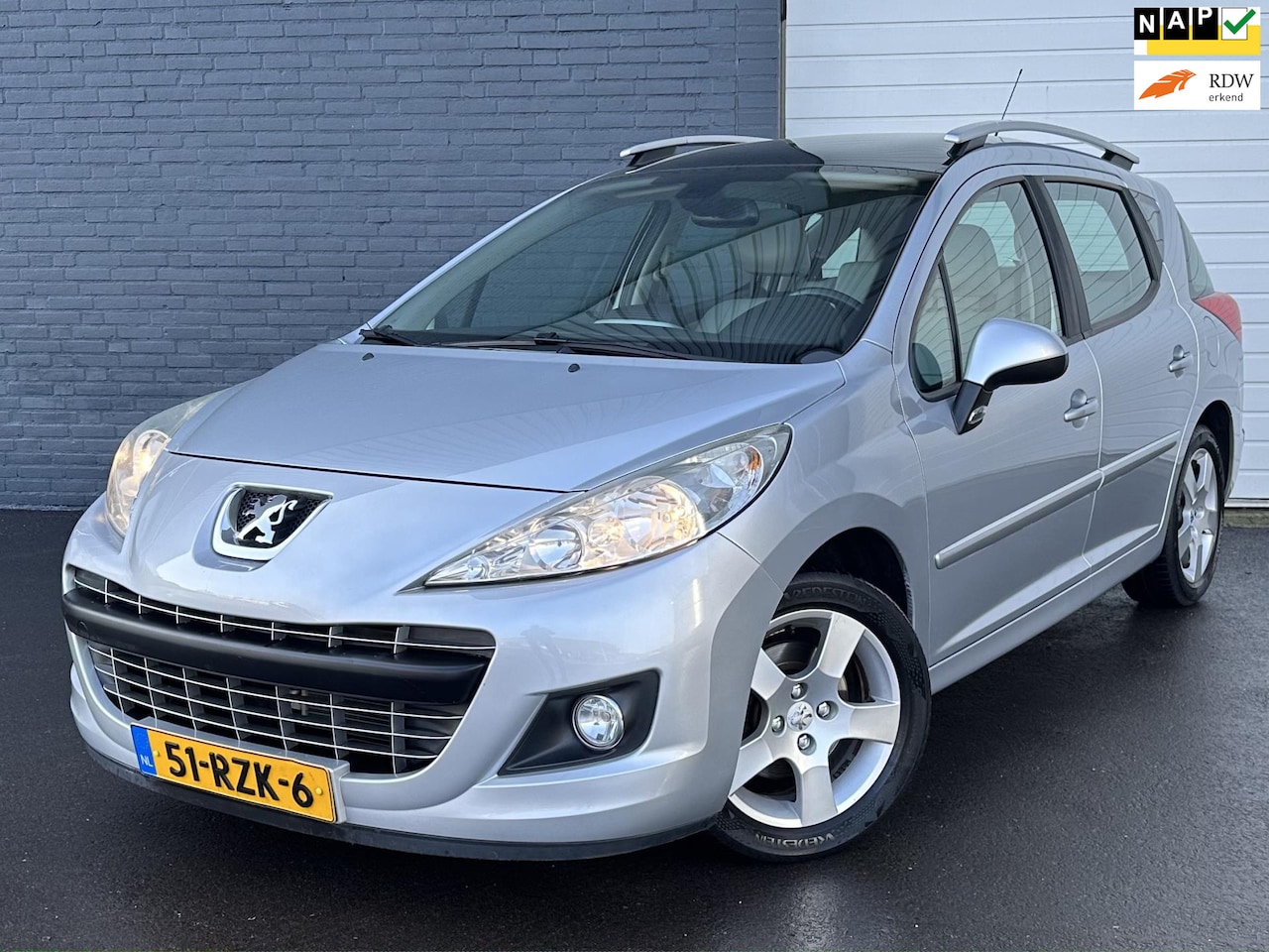 Peugeot 207 SW - 1.6 VTi Blue Executive PANO/LEDER/STOELVERWA/CRUISE/CLIMA/PDC/TREKHAAK - AutoWereld.nl