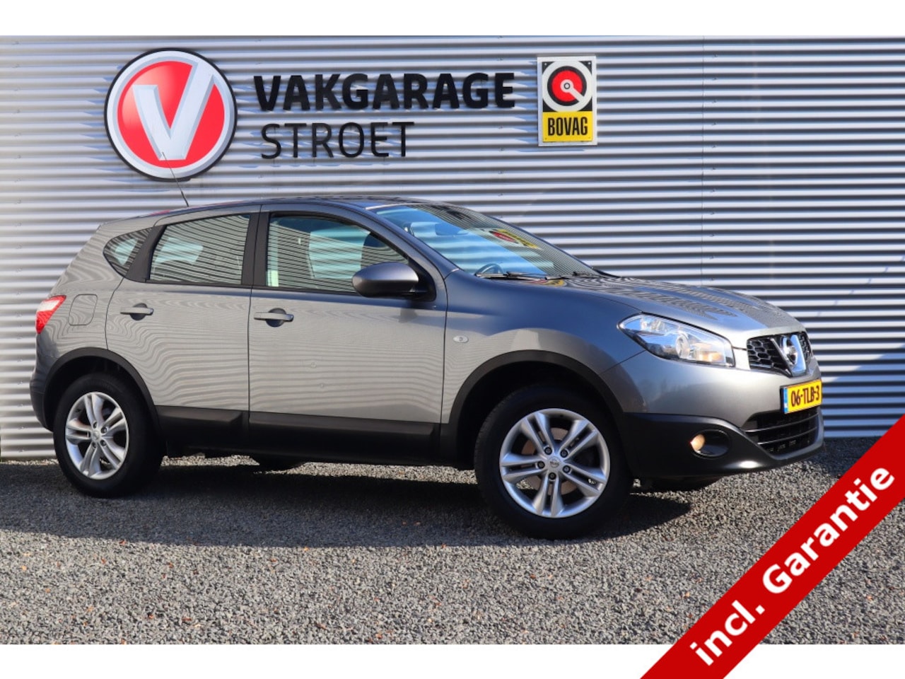 Nissan Qashqai - 1.6 Acenta | cruise | ac | navi | camera | trekhaak | boekjes - AutoWereld.nl