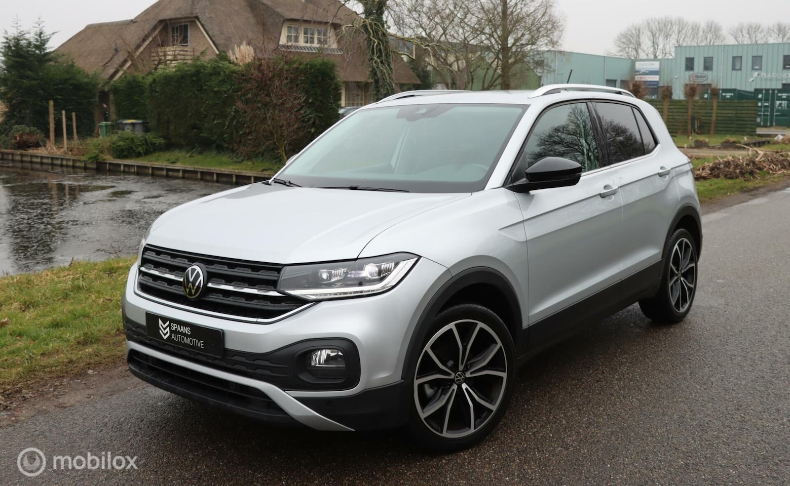 Volkswagen T-Cross - 1.0 TSI / Navi / Camera / Carplay / Luxe - AutoWereld.nl