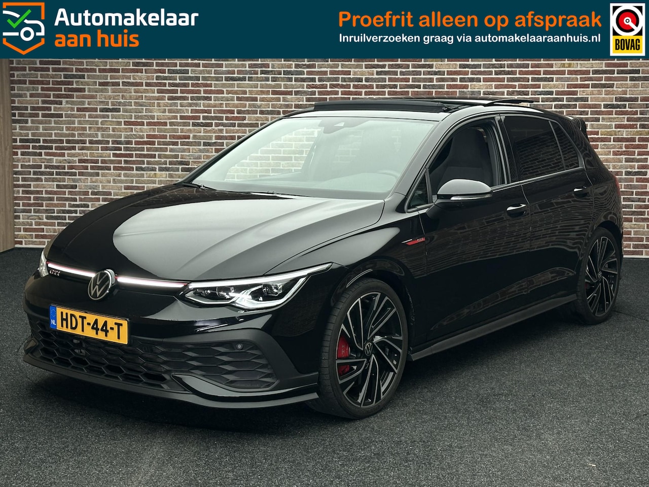 Volkswagen Golf - 2.0 TSI GTI Clubsport IQ Light Panorama Sportstoelen DSG 2022 - AutoWereld.nl