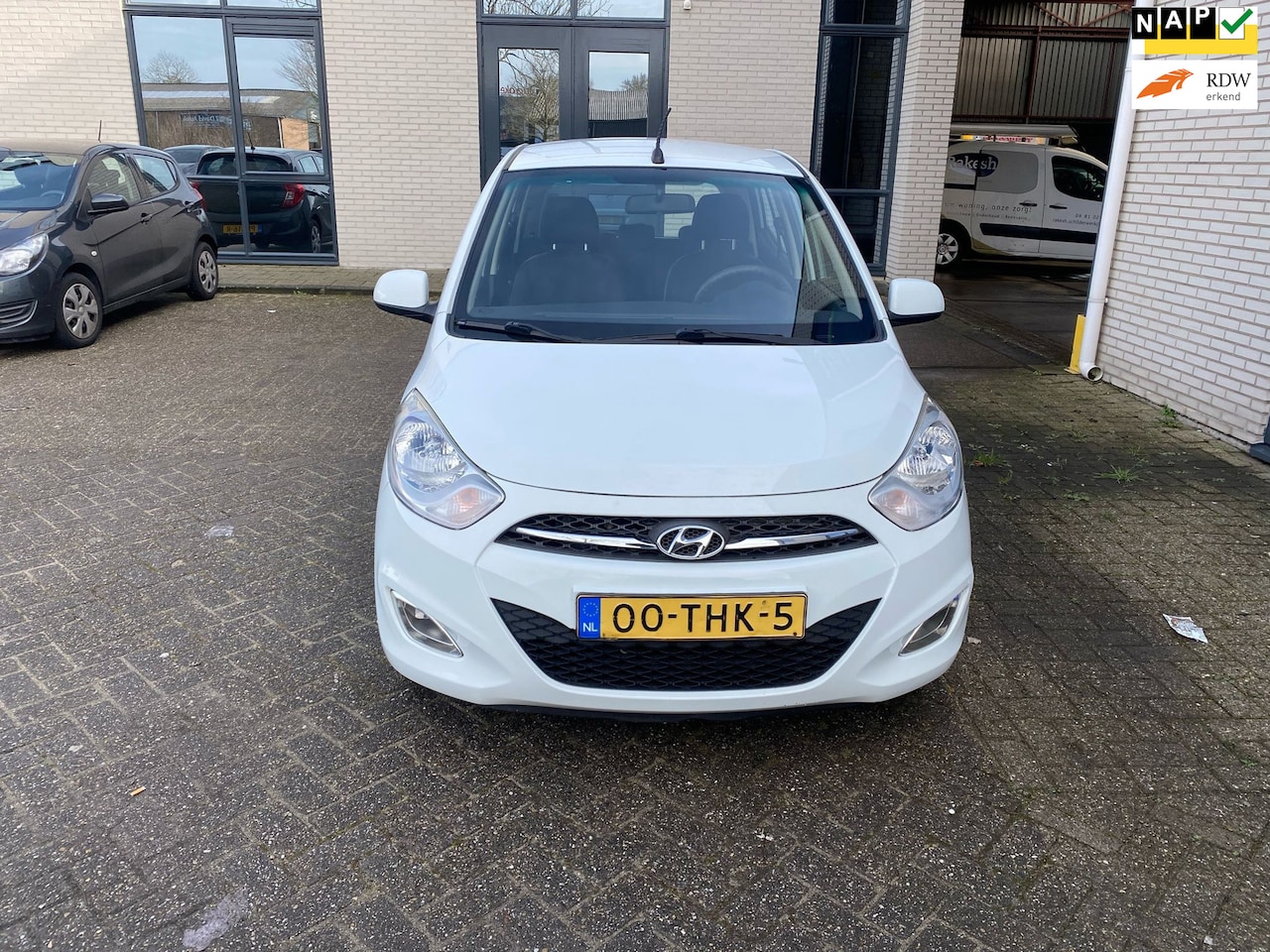 Hyundai i10 - 1.2 Plus/ APK/ NAP/ AIRCO/ AIRCO - AutoWereld.nl