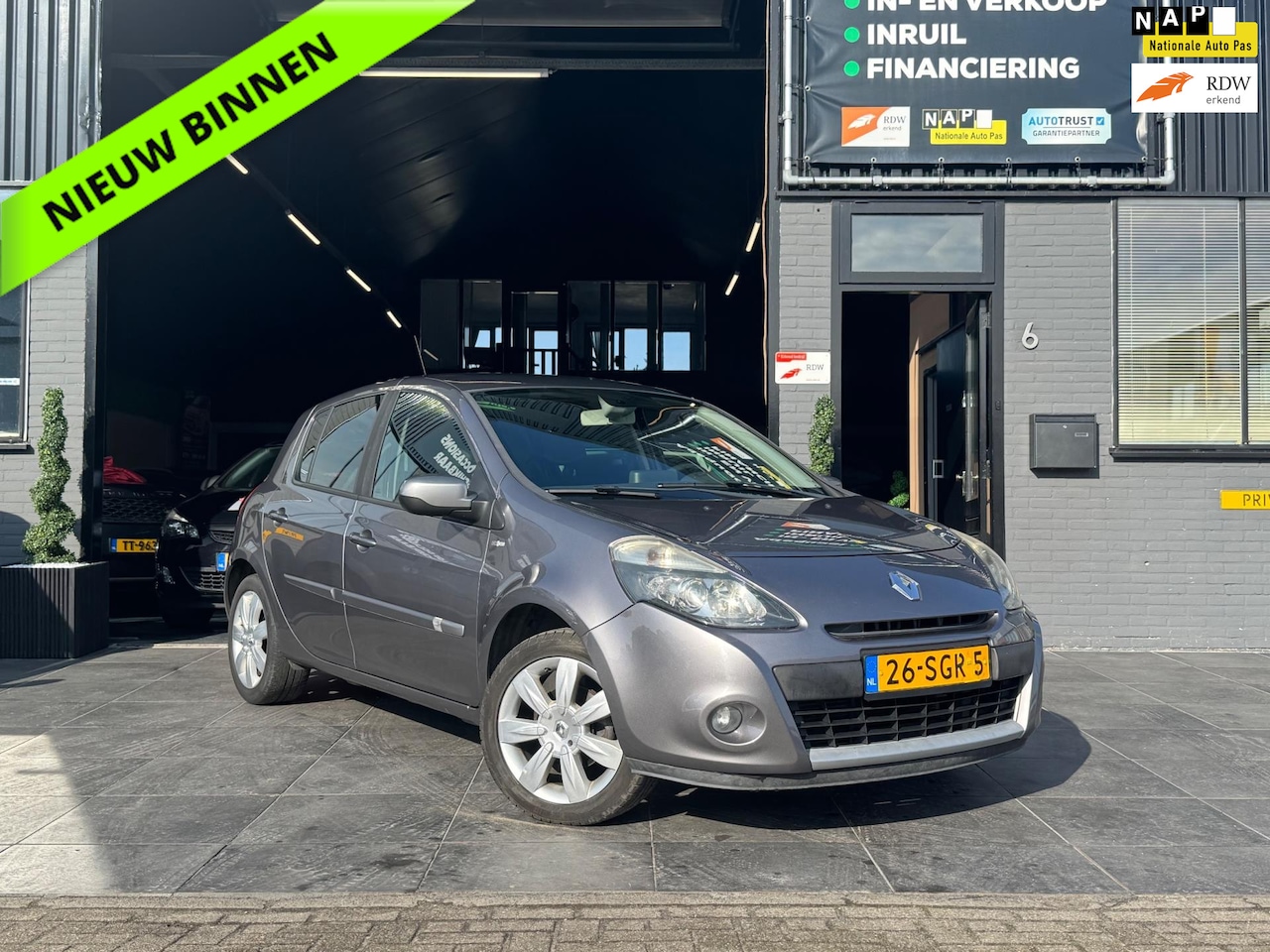 Renault Clio - 1.2 TCe Night & Day Cruise | PDC | Trekhaak - AutoWereld.nl