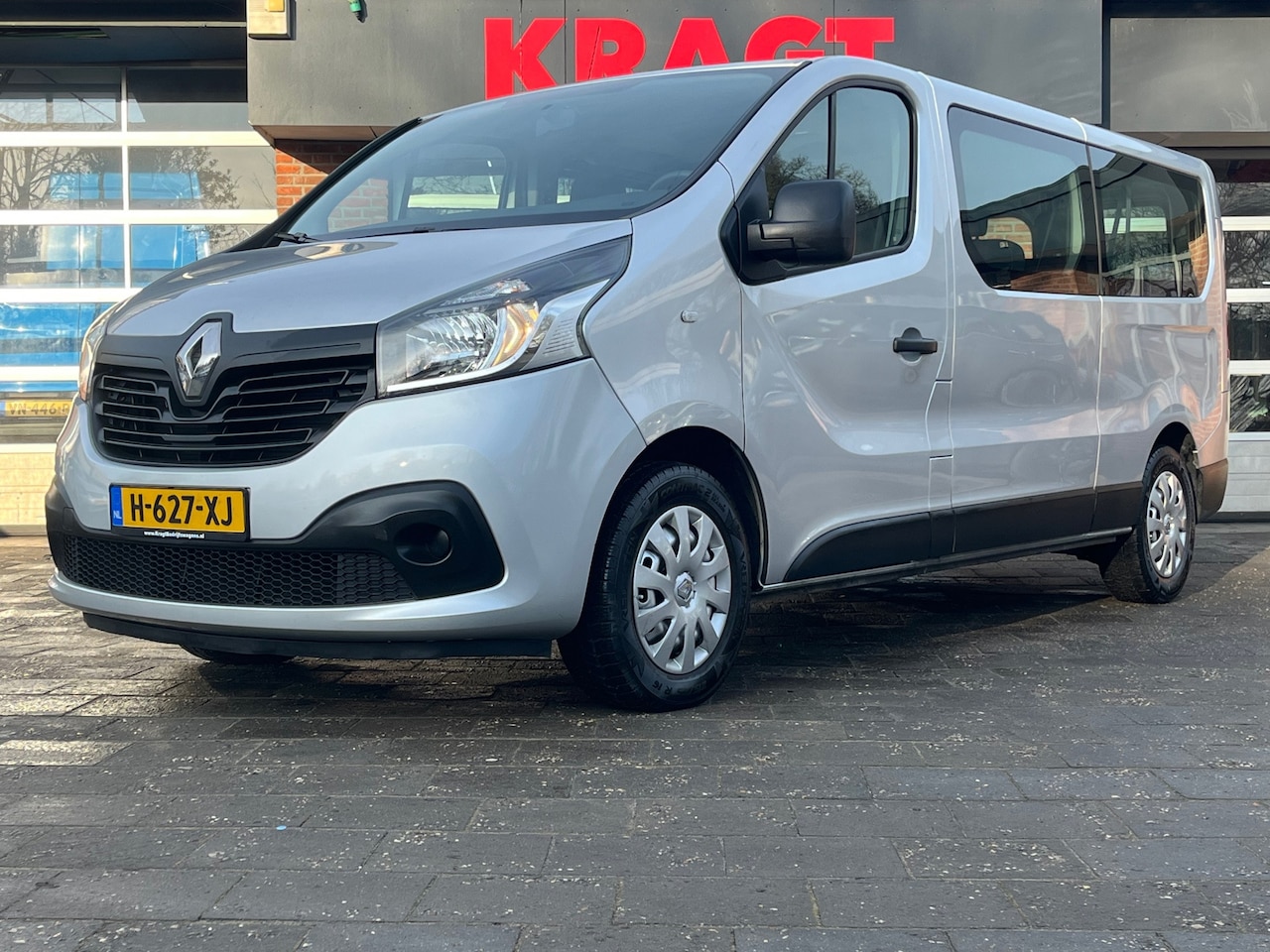 Renault Trafic Passenger - 1.6 dCi Grand Intens Energy|NAP|9 zitplaatsen|airco|cruise control|navigatie|elektrisch pa - AutoWereld.nl