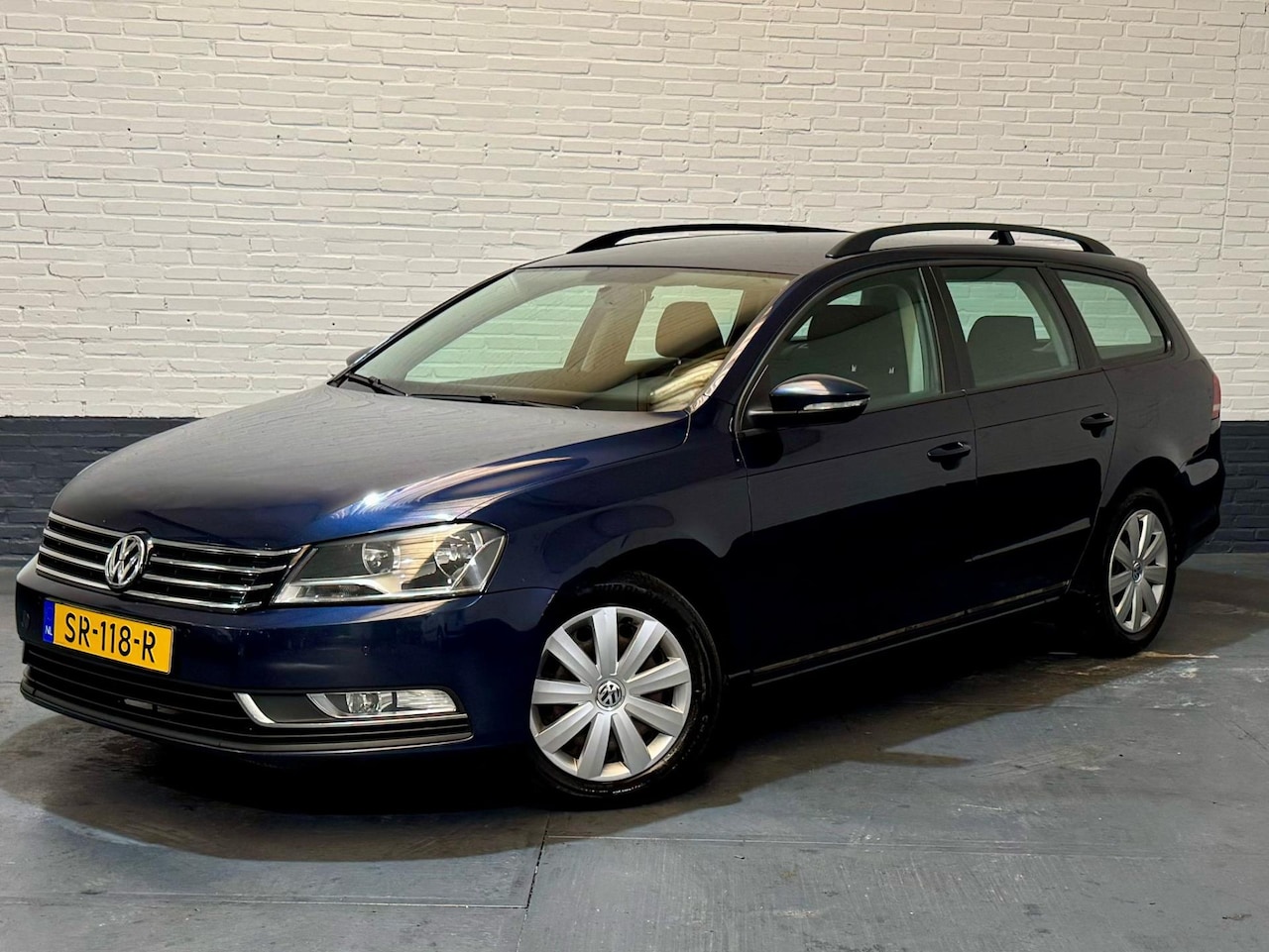 Volkswagen Passat Variant - 2.0 TDI Comfortline DSG Stoelverwarming Navi 2xSleutels - AutoWereld.nl