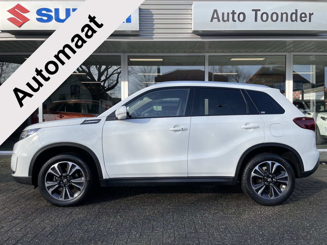 Suzuki Vitara - Automaat Style 1.4 Boosterjet Smart Hybrid/Trekhaak - AutoWereld.nl