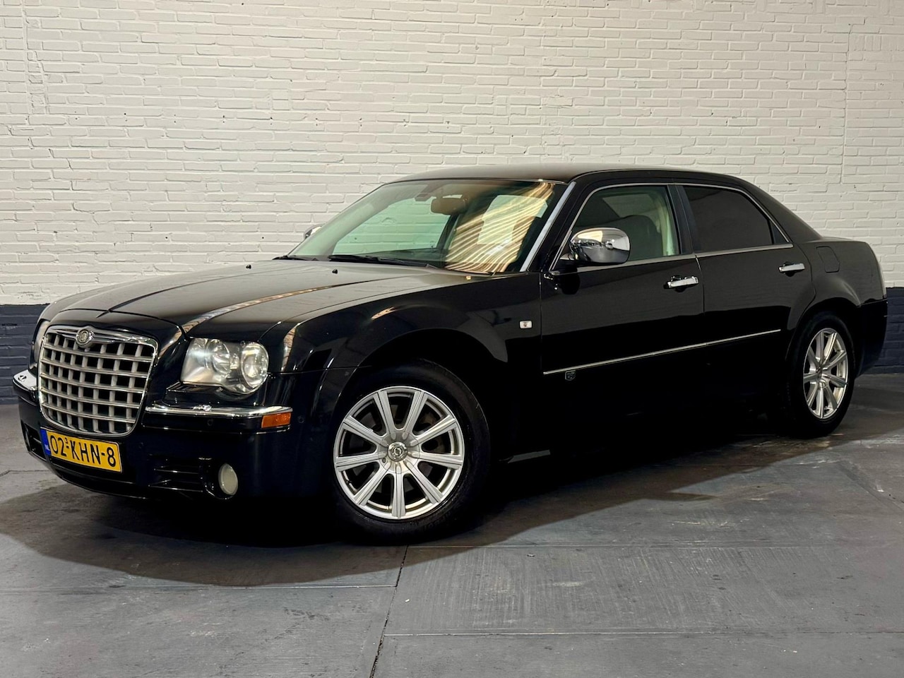 Chrysler 300C - 2.7 V6 Automaat Nap - AutoWereld.nl