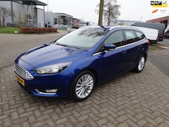 Ford Focus Wagon - 1.0 First Edition/Airco/Navi/Cruise Control/Boekjes