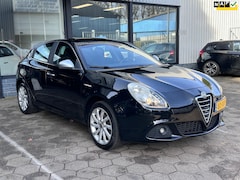 Alfa Romeo Giulietta - 1.4 T Distinctive*Airco*Navigatie