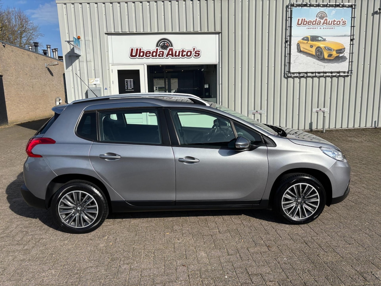 Peugeot 2008 - 1.2 VTi Active Pack Premium KM 113290 6450E - AutoWereld.nl