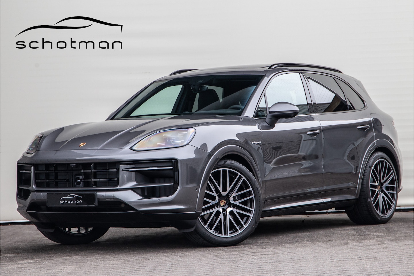 Porsche Cayenne - 3.0 E-Hybrid Sport-Design, Bose, Sportuitlaat, Sportstoelen, Pano, Nieuw - AutoWereld.nl