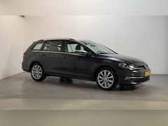 Volkswagen Golf Variant - 1.5 TSI 150pk DSG Highline LED Virtual Cockpit Stoelverwarming Alcantara