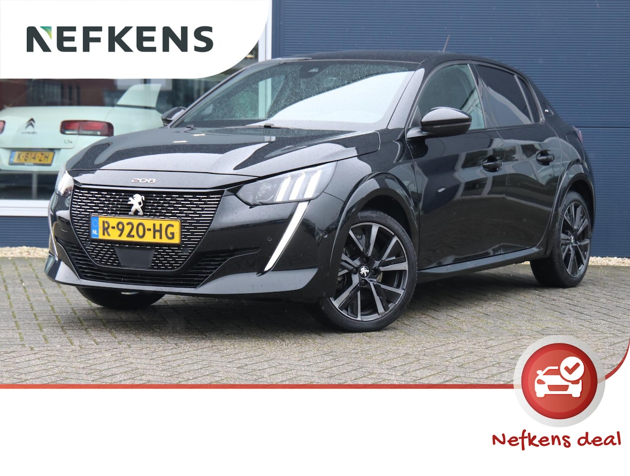 Peugeot 208 - 100pk GT Pack | Glazendak | Halfleer | FULL LED | Climate | Navigatie | AppleCarPlay | 17" - AutoWereld.nl