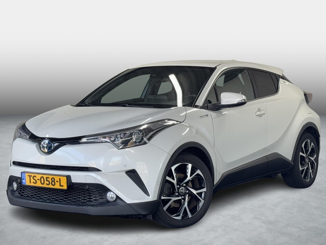 Toyota C-HR - 1.8 Hybrid Style Trekhaak JBL Clima - AutoWereld.nl