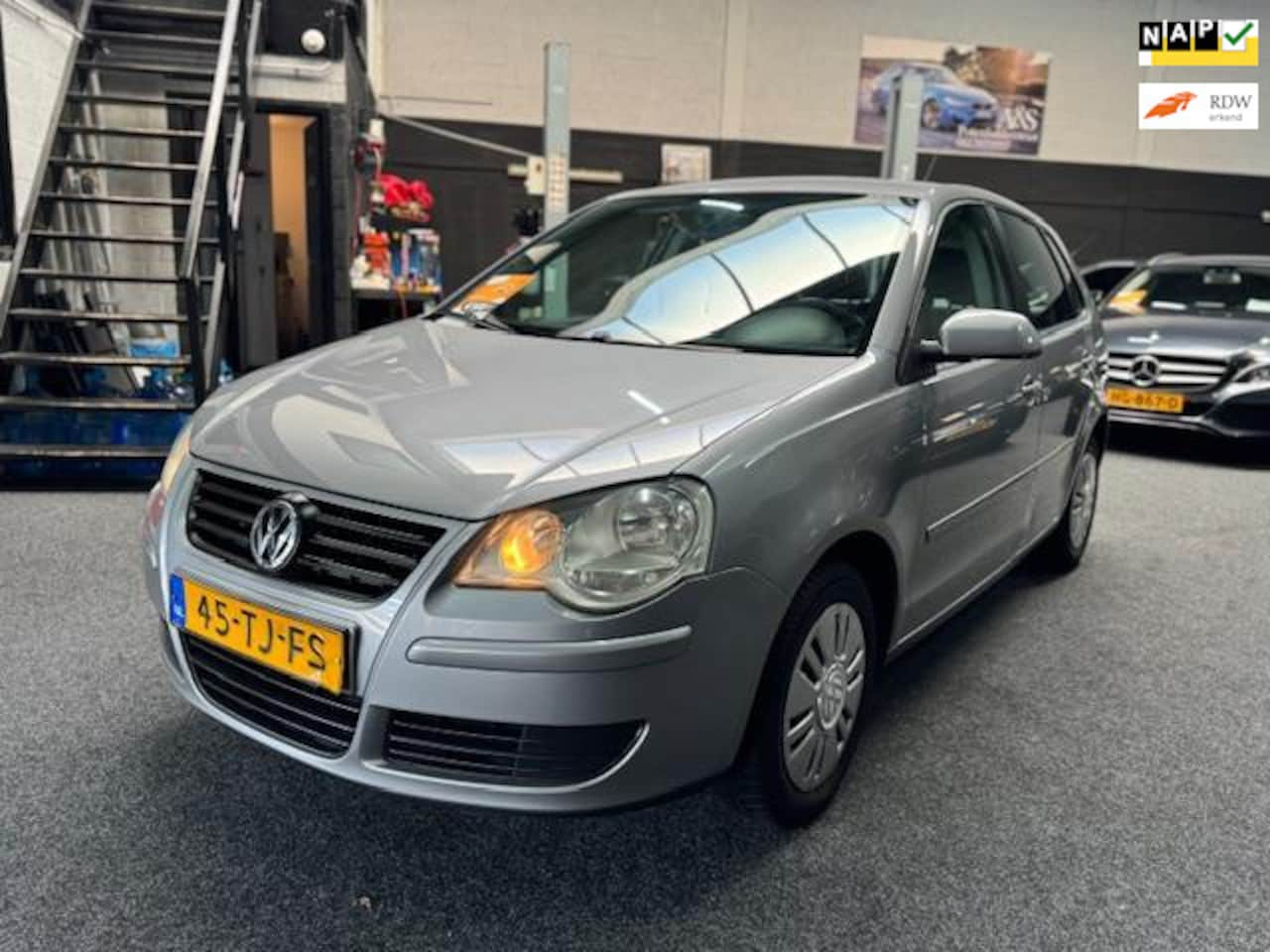 Volkswagen Polo - 1.4-16V Optive 1.4-16V Optive - AutoWereld.nl