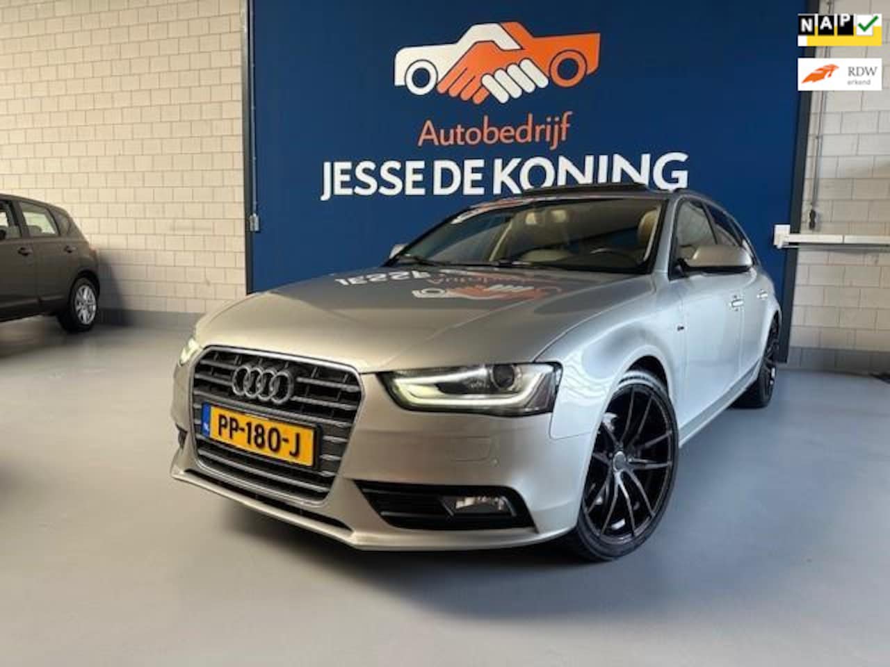 Audi A4 Avant - 2.0 TDIe Pro Line 2.0 TDIe Pro Line,bj.2013,kleur:grijs ! leder,climate,navigatie,APK 02/2026 en NAP met 281 - AutoWereld.nl