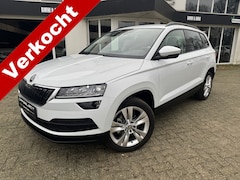 Skoda Karoq - 1.5 TSI ACT Style Camera, Sportstoelen, verwarmd stuur, ACC, TREKH, Apple/Android Carplay