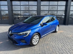 Renault Clio - Clio 1.6 E-Tech Hybrid 140 Intens Groot scherm