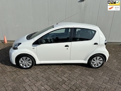 Toyota Aygo - 1.0 VVT-i Now