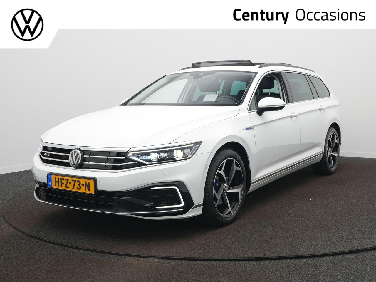 Volkswagen Passat Variant - 1.4 TSI PHEV GTE Business Panoramadak - Navigatie - Winterpakket - Clima - AutoWereld.nl