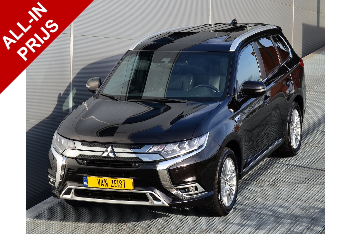 Mitsubishi Outlander - PHEV 2.4 INSTYLE 4WD | PLUG IN HYBRID | V2G | FULL OPTIONS | SCHUIFDAK | ADAPTIEF CRUISE | - AutoWereld.nl