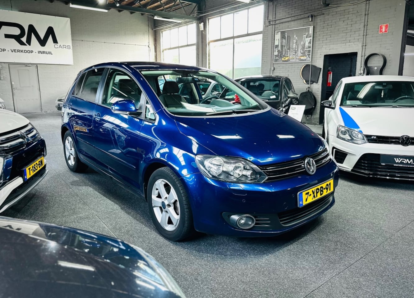 Volkswagen Golf Plus - 1.6 TDI Highline BlueMotion - PDC - NAVI - STOELVW - AUTO CLIMA - TREKHAAK - AutoWereld.nl