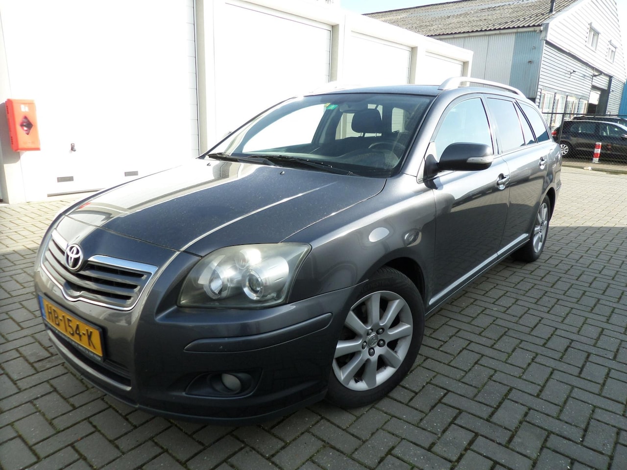 Toyota Avensis Wagon - 1.8 VVTi Terra 1.8 VVTi Terra - AutoWereld.nl