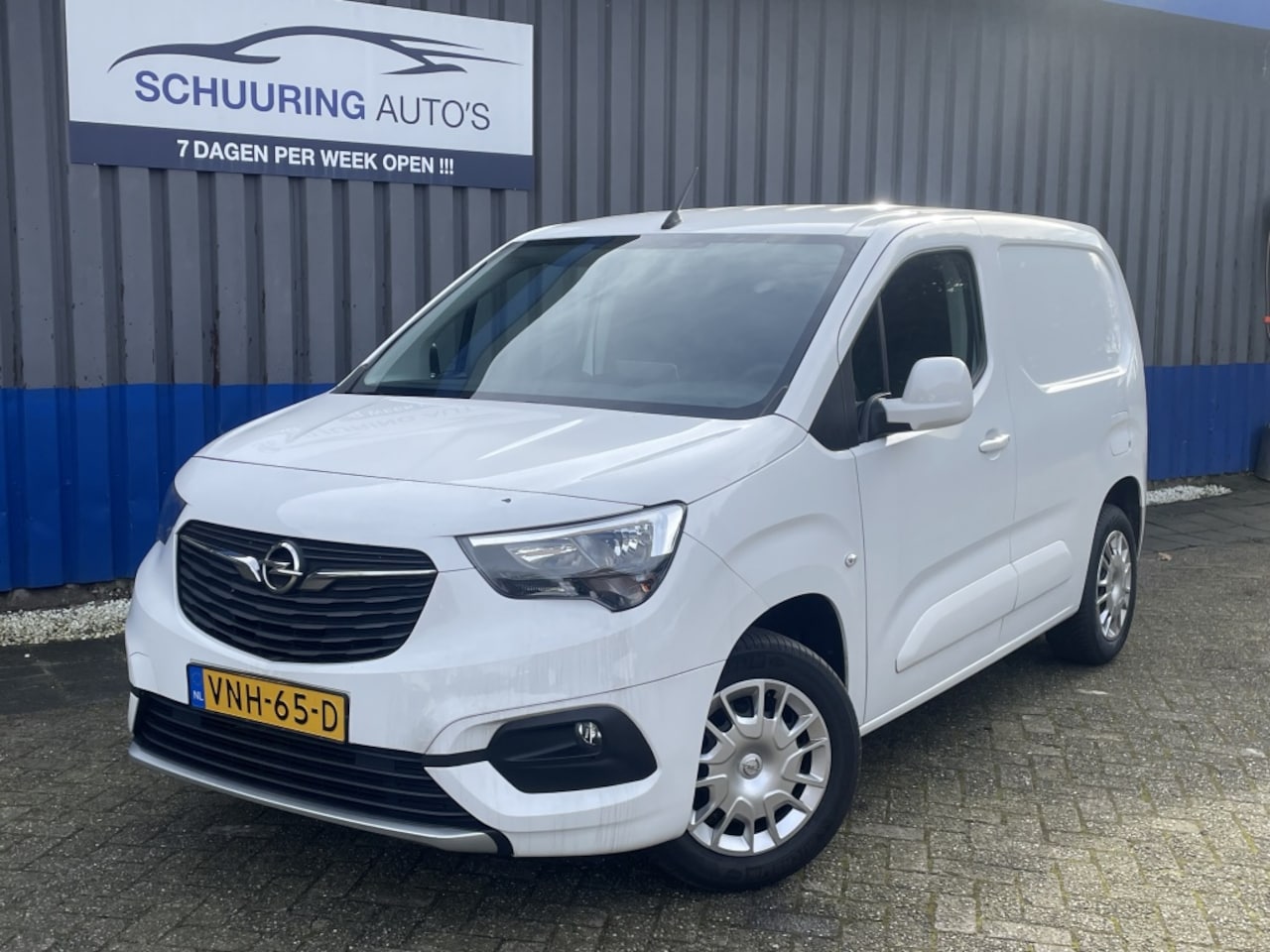 Opel Combo - 1.5D L1H1 Edition 1.5D L1H1 Edition - AutoWereld.nl