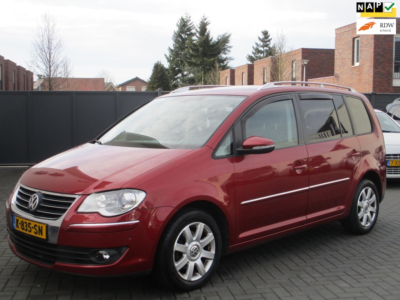 Volkswagen Touran - 1.4 TSI DSG AUT Xenon Pdc Navi !! - AutoWereld.nl