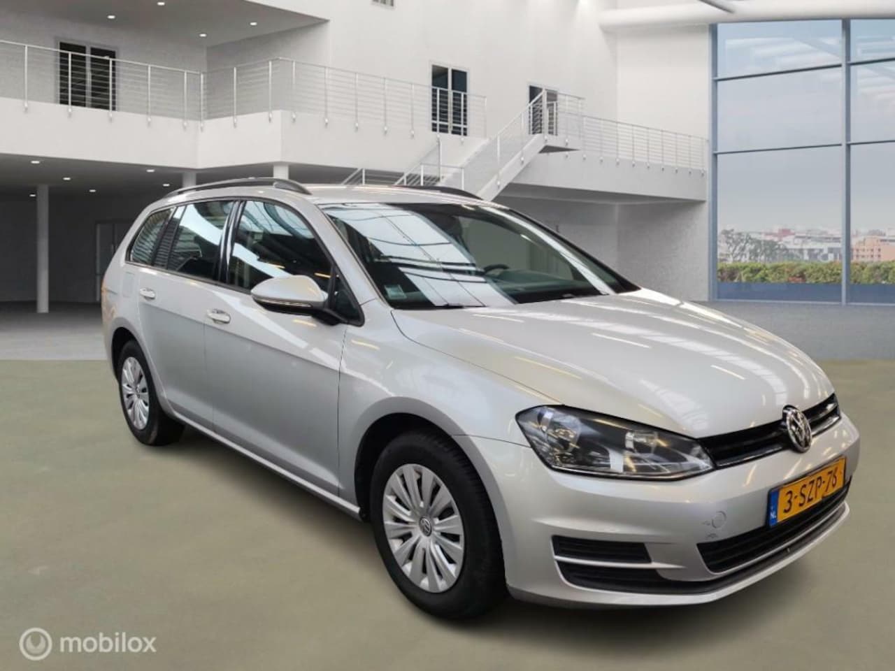 Volkswagen Golf Variant - 1.6 TDI Trendline Automaat! 98.000KM!! - AutoWereld.nl