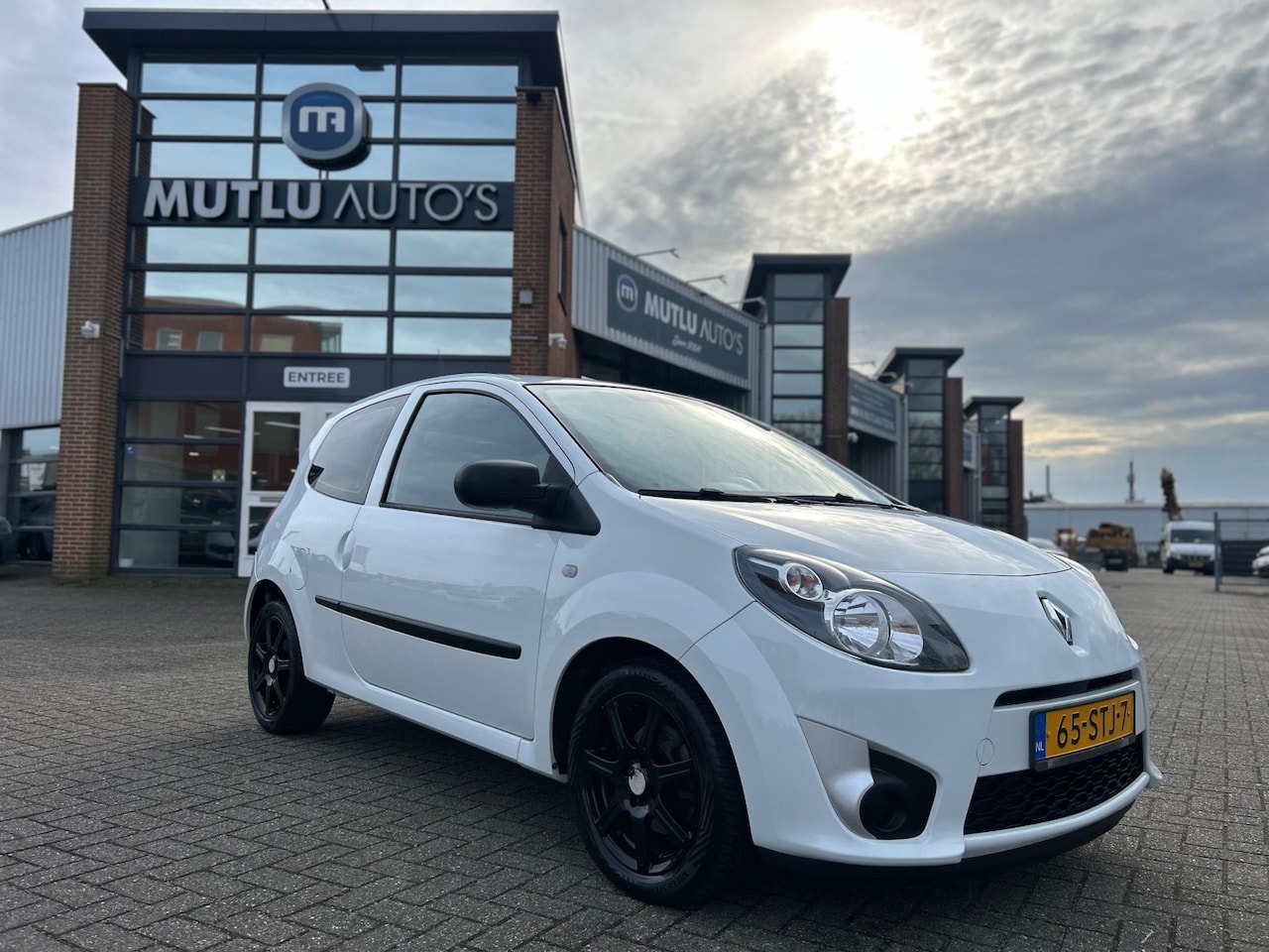 Renault Twingo - 1.2-16V Authentique NAP APK - AutoWereld.nl