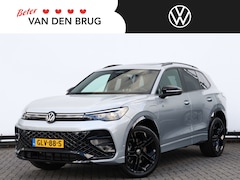 Volkswagen Tiguan - 1.5 eHybrid R-Line Business 204 pk DSG | Trekhaak | Panoramadak | Blackstyle | Side Assist