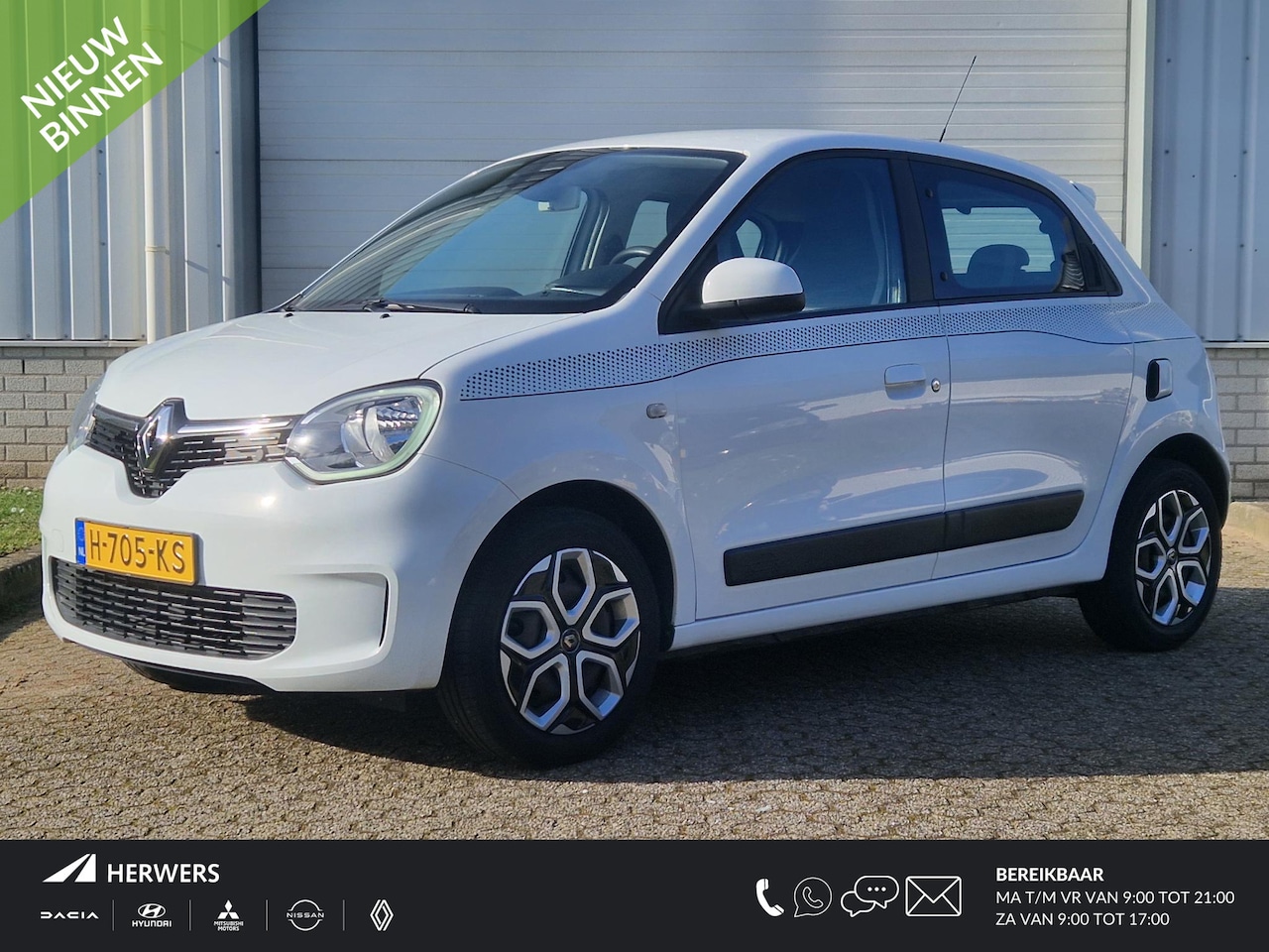 Renault Twingo - 1.0 SCe Collection / 1e Eigenaar / Dealer Onderhouden / Airco / Elektrische Ramen / Speedl - AutoWereld.nl