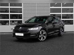 Skoda Octavia Combi - 1.4 TSI iV PHEV Sportline Business | Panoramadak | Adapt Cruise | Carplay | Navigatie