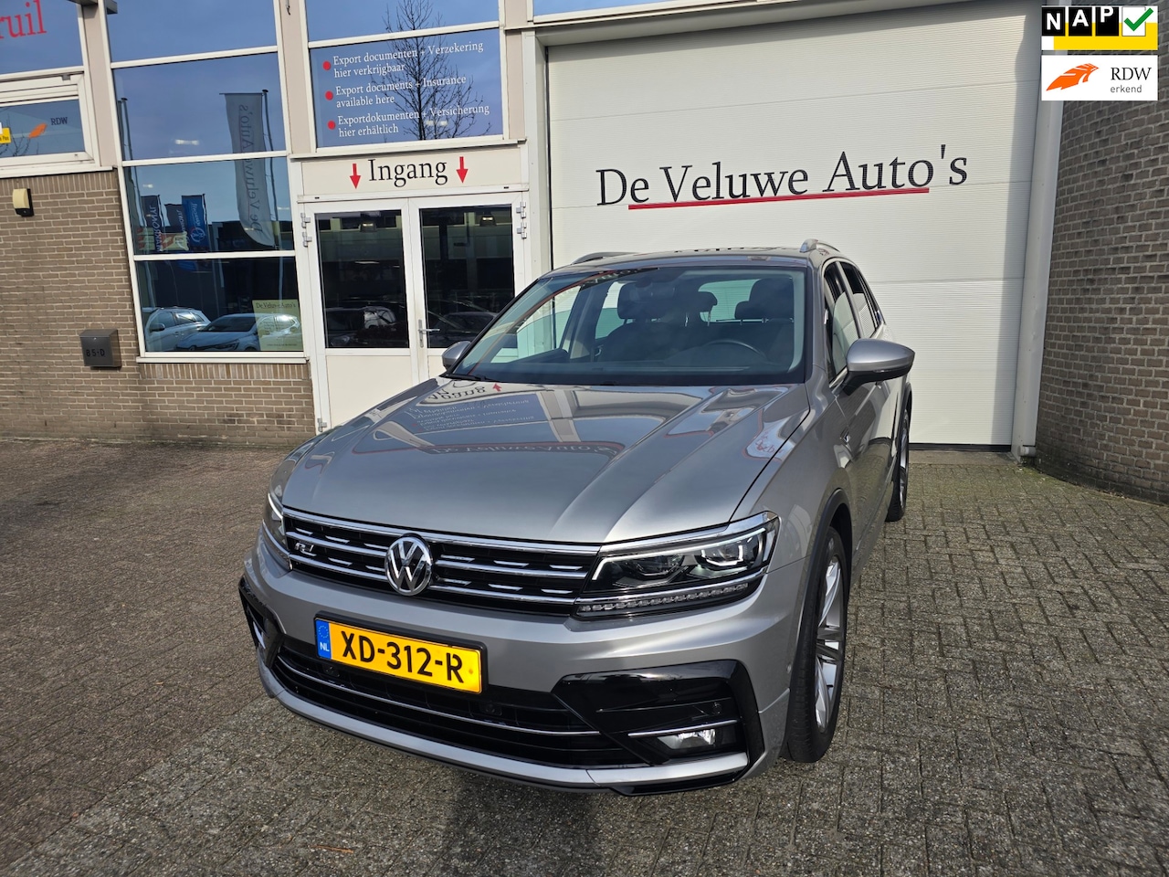 Volkswagen Tiguan - 1.4 TSI ACT Highline Business R pano trkhk - AutoWereld.nl