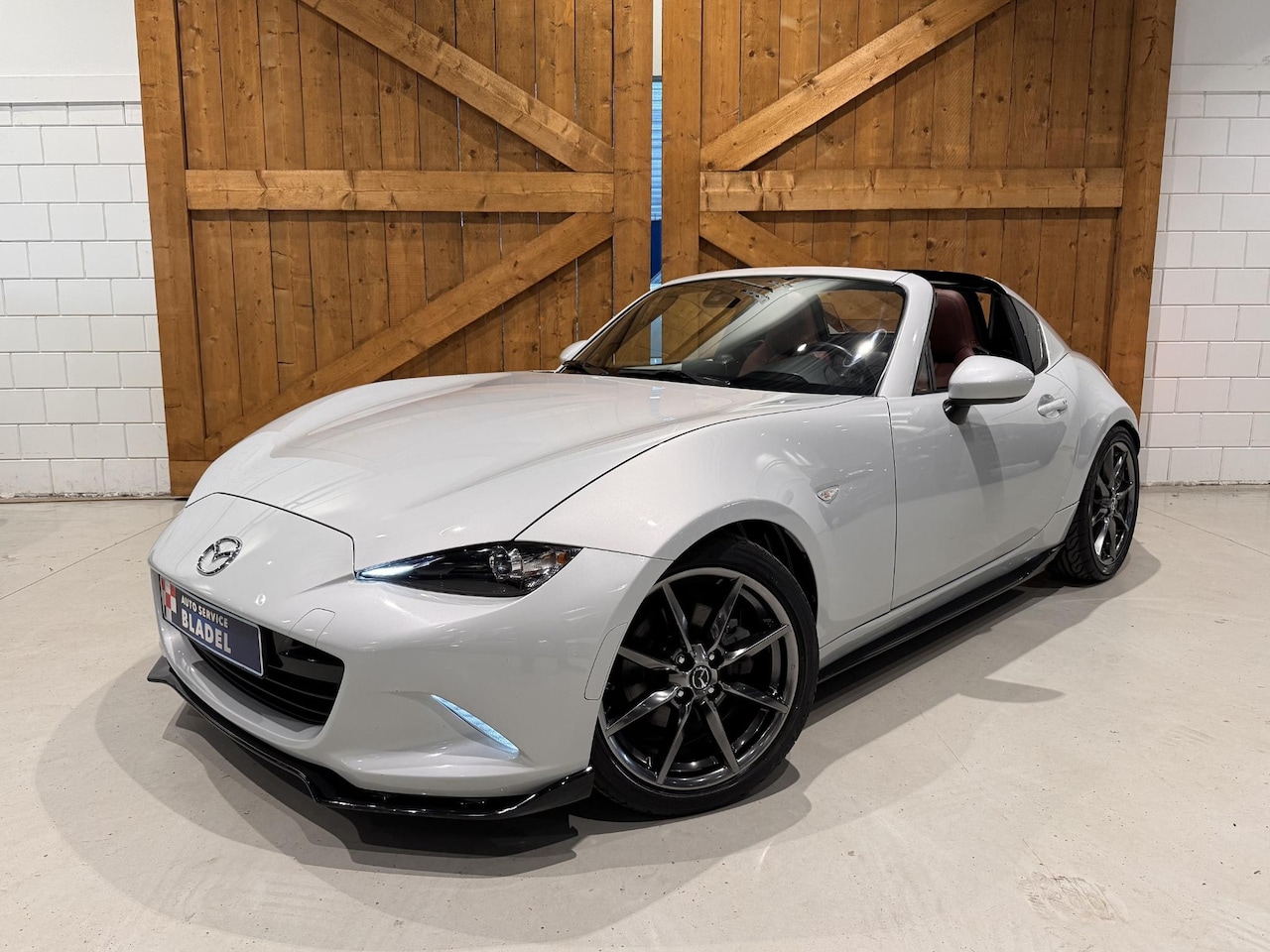 Mazda MX-5 - 2.0 SkyActiv-G 205 Pk Uniek/Aero/Leder/Apple carplay - AutoWereld.nl