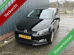 Volkswagen Polo - 1.0 Easyline 5DEURS/ LAGE KM/ STOELVERWARMING