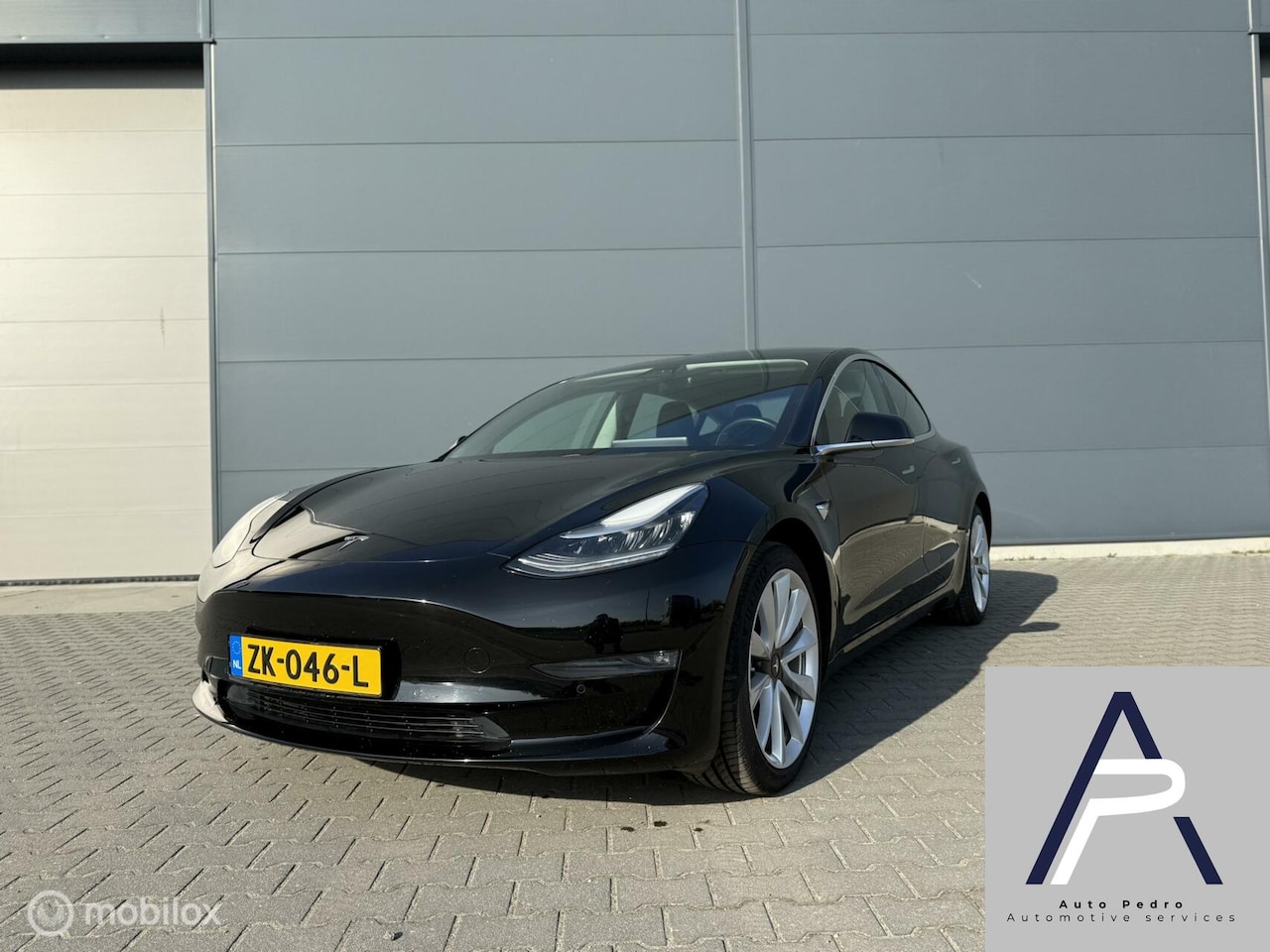 Tesla Model 3 - Long Range RWD Long Range AWD 75 kWh Zwart 19Inch BTW - AutoWereld.nl