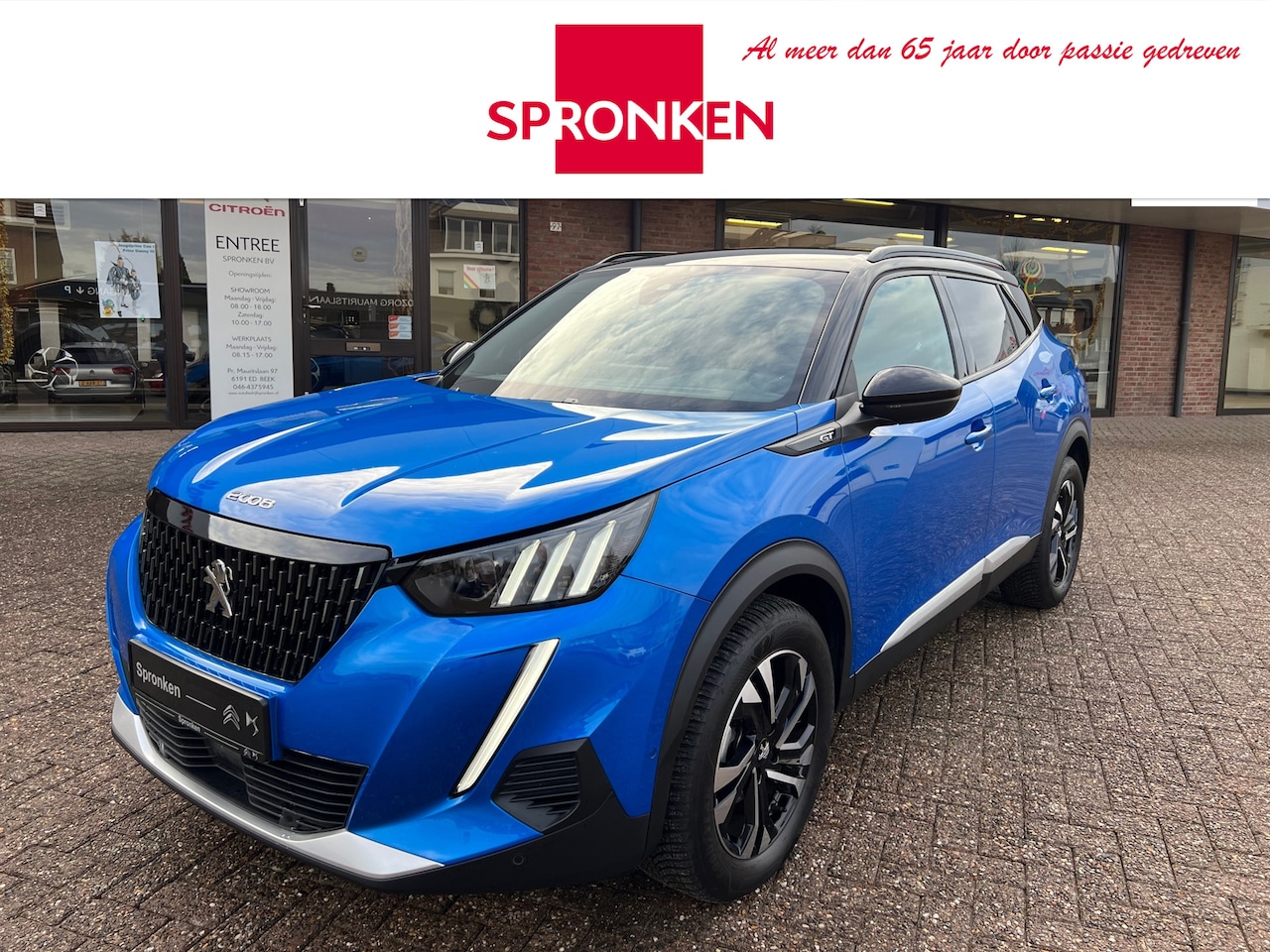 Peugeot 2008 - 1.2 PureTech 130 GT Navi-Camera-Stoelverwarming-Keyless-All weather banden - AutoWereld.nl