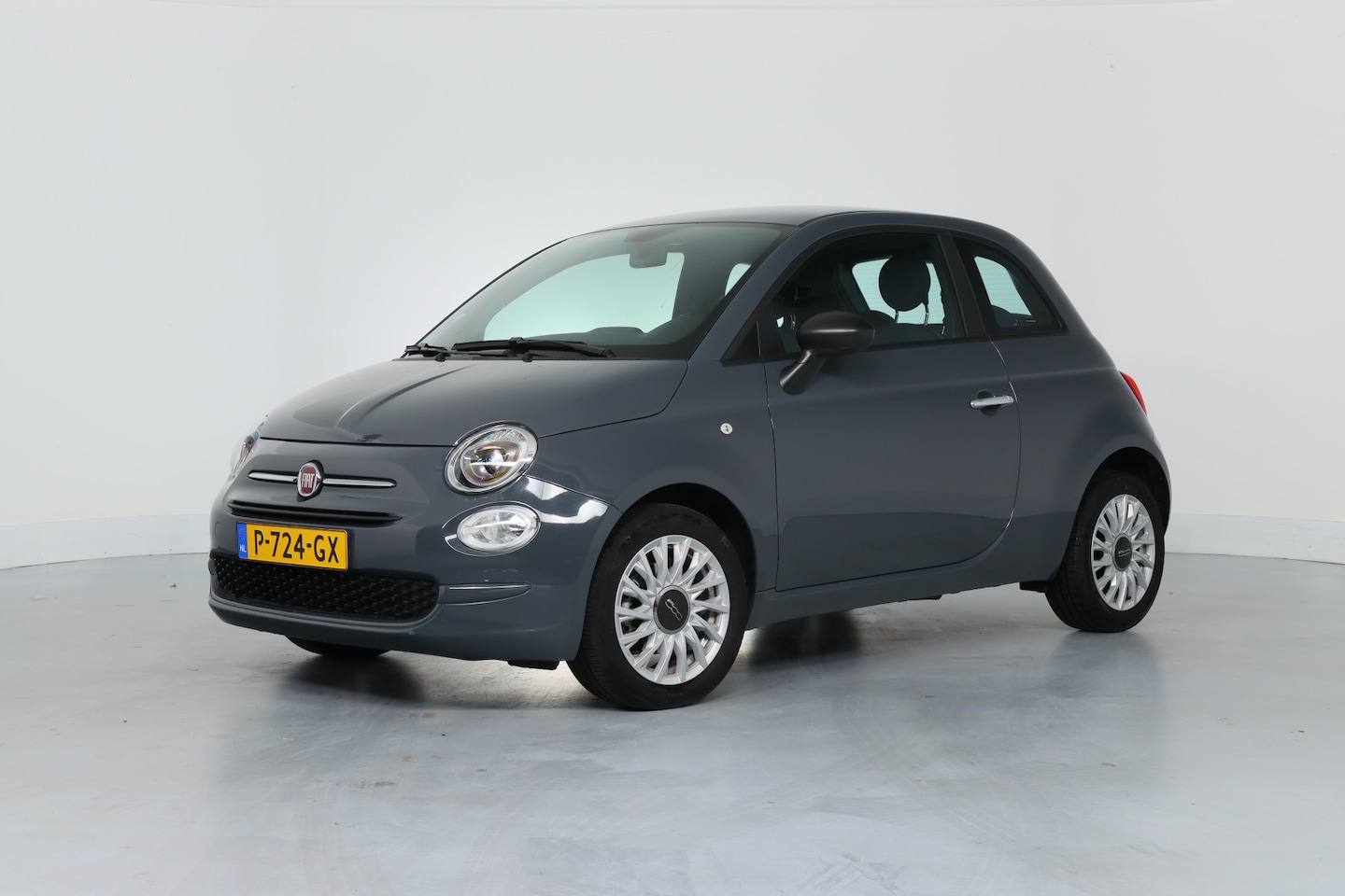 Fiat 500 - 1.0 Hybrid Cult | Navigatie | Airco | Lichtmetalen Velgen | Bluetooth | Elektrische Ramen - AutoWereld.nl