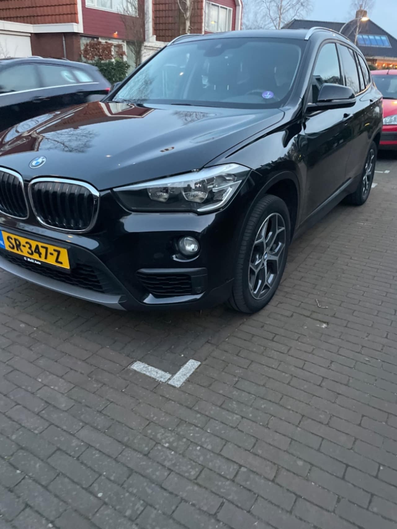 BMW X1 - sDrive18i Centennial High Executive Panoramadak | Lederen bekleding | Getint Glas | Naviga - AutoWereld.nl