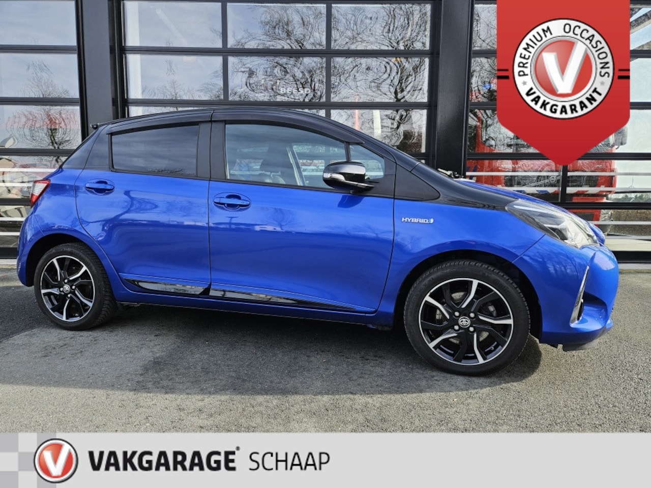 Toyota Yaris - 1.5 Hybrid Style | Bi-tone | Nav | Cam | Clima | Rijklaarprijs - AutoWereld.nl