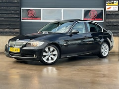 BMW 3-serie - 320i Dynamic Executive Pano Automaat Cruise