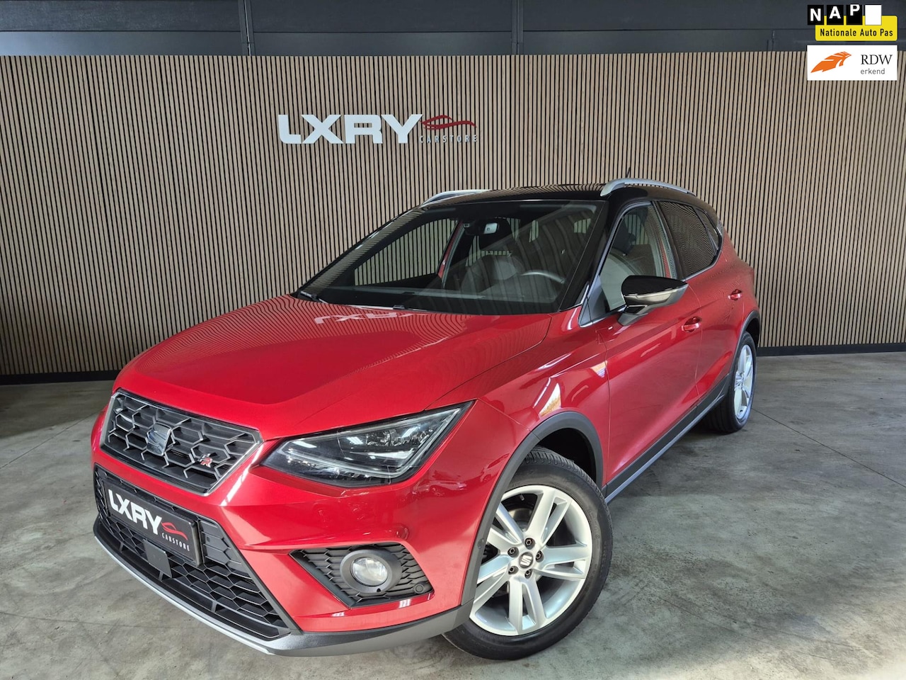 Seat Arona - 1.0 TSI FR Business Intense | Navi | Clima | Cruise | PDC | Camera | Stoelverwarming | - AutoWereld.nl