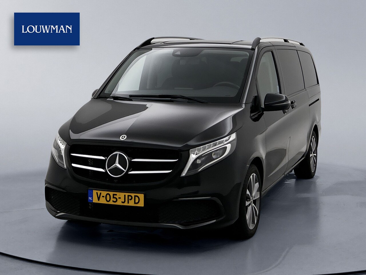 Mercedes-Benz V-klasse - 250d Lang Avantgarde Dubbele Cabine Leder 360 Graden Camera LED Verlichting - AutoWereld.nl