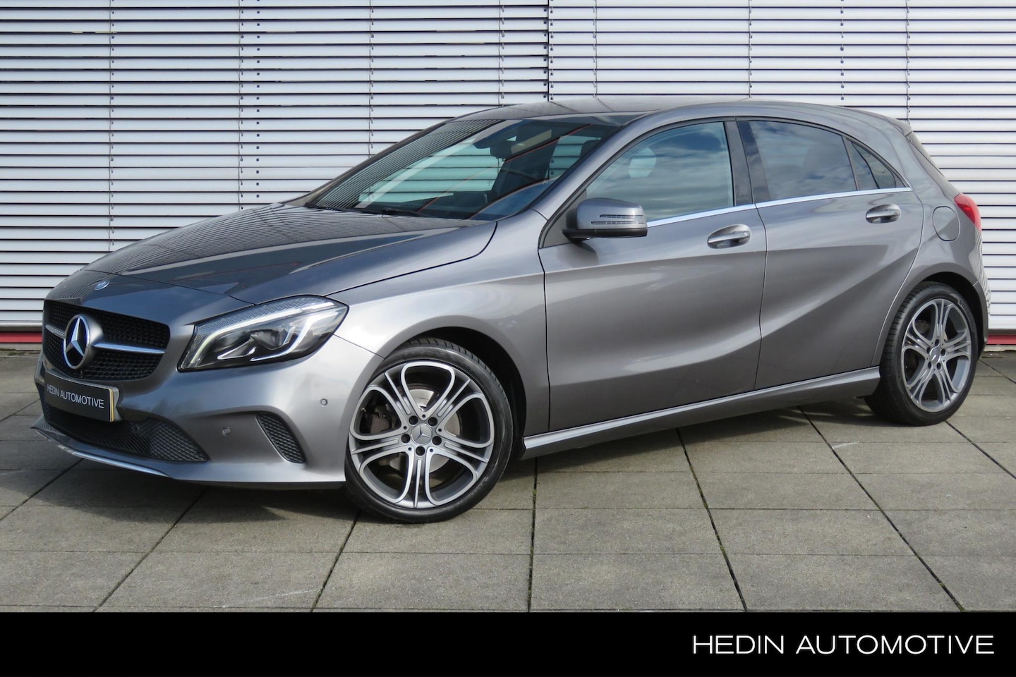 Mercedes-Benz A-klasse - 160 Ambition | Automaat | Navigatie | Parkeersonsoren Voor/Achter - AutoWereld.nl