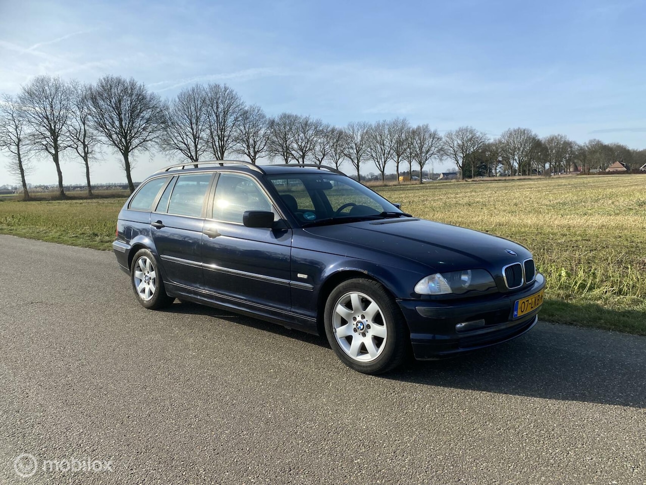 BMW 3-serie Touring - 318i 318i nieuwe apk - AutoWereld.nl